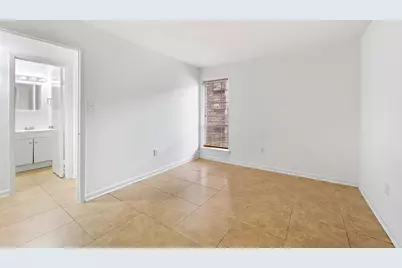 711 Holiday Drive #35, Galveston, TX 77550 - Photo 9