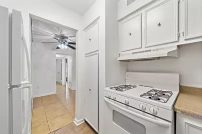 711 Holiday Drive #35, Galveston, TX 77550 - Photo 7