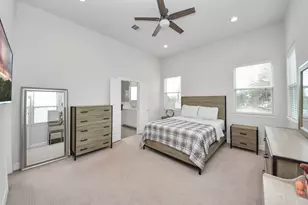 506 W Donovan St, Houston, TX 77091 - Photo 11