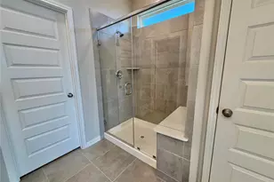 2047 W Darlington Oak Ct, Conroe, TX 77304 - Photo 13