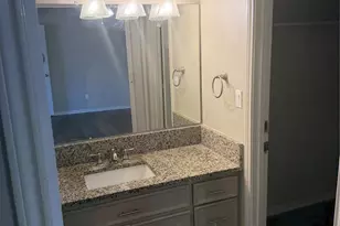 310 Deep Woods Ln, Livingston, TX 77351 - Photo 5