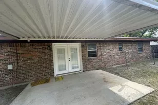 1504 Martha St, Bowie, TX 76230 - Photo 13