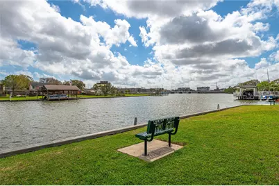 2039 Glencove Drive, Seabrook, TX 77586 - Photo 29
