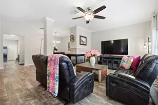 2039 Glencove Dr, Seabrook, TX 77586 - Photo 3