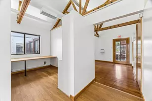 2402 Commonwealth St, Houston, TX 77006 - Photo 7