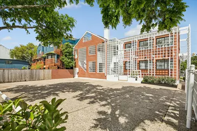2402 Commonwealth Street, Houston, TX 77006 - Photo 41
