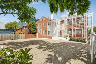 2402 Commonwealth St, Houston, TX 77006 - Photo 41