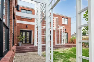 2402 Commonwealth St, Houston, TX 77006 - Photo 45