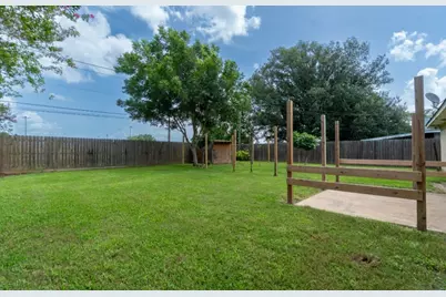 1209 Clover Drive, Angleton, TX 77515 - Photo 15