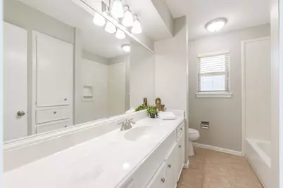 1916 Crooked Creek Lane, Pearland, TX 77581 - Photo 19