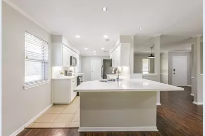 1916 Crooked Creek Lane, Pearland, TX 77581 - Photo 9