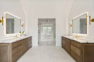 1126 E 7th 1/2 St, Houston, TX 77009 - Photo 21