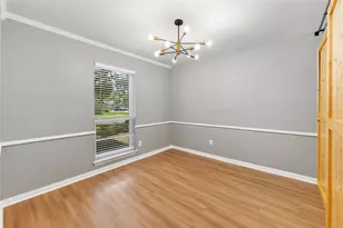 207 Burgundy Ln, League City, TX 77573 - Photo 11