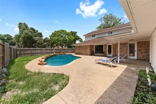 207 Burgundy Ln, League City, TX 77573 - Photo 19