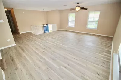 612 E Castle Harbour Drive, Friendswood, TX 77546 - Photo 3