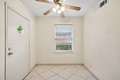 6401 Rowan Lane, Houston, TX 77074 - Photo 7