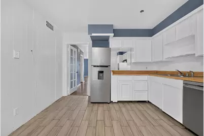 7205 Beechnut Street #D, Houston, TX 77074 - Photo 15