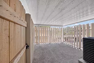 7205 Beechnut St, Houston, TX 77074 - Photo 25