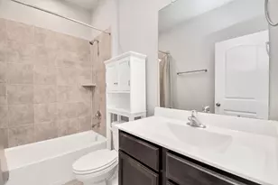 13967 Leigh Lake Ln, Conroe, TX 77384 - Photo 5