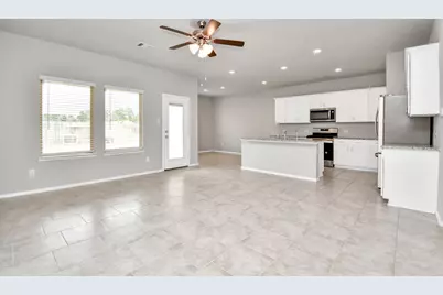 13967 Leigh Lake Lane, Conroe, TX 77384 - Photo 7