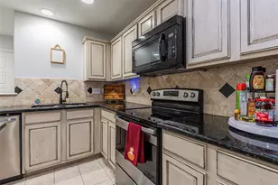 9331 Stoneridge Canyon Ln, Houston, TX 77089 - Photo 17