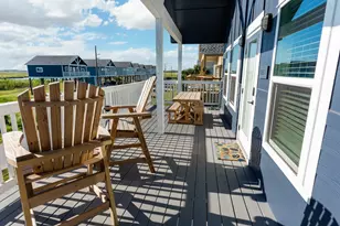 1058 Shady Ln, Gilchrist, TX 77617 - Photo 5