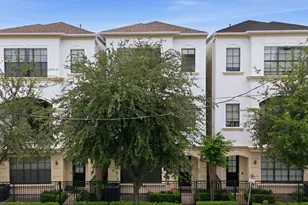 911 W Drew St, Houston, TX 77006 - Photo 33