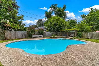 1413 Lawn Drive, Angleton, TX 77515 - Photo 29