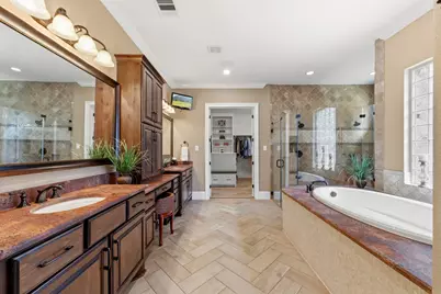 4803 Harvest Chase Lane, Sugar Land, TX 77479 - Photo 17