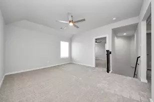 8459 Northern Pintail Dr, Houston, TX 77049 - Photo 29