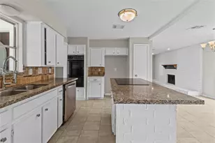 239 Andorra Ln, Houston, TX 77015 - Photo 5