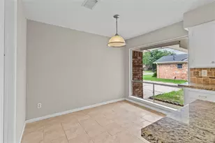 239 Andorra Ln, Houston, TX 77015 - Photo 7