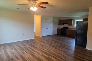 2418 14th Ave N, Texas City, TX 77590 - Photo 3