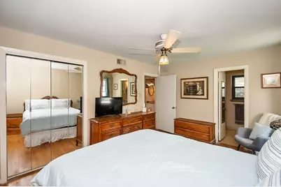 4923 Saxon Drive, Houston, TX 77092 - Photo 21