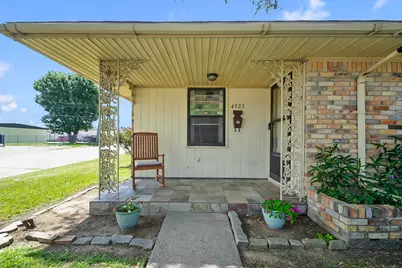 4923 Saxon Drive, Houston, TX 77092 - Photo 5