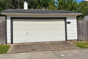 13115 Clarewood Dr, Houston, TX 77072 - Photo 23