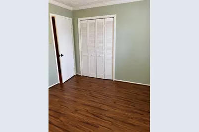 13115 Clarewood Drive, Houston, TX 77072 - Photo 9