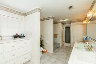 5990 Pinkstaff Ln, Beaumont, TX 77706 - Photo 29