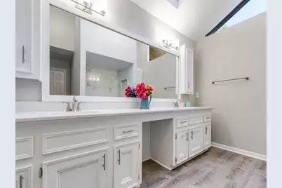 105 Old Bridge Lake, Houston, TX 77069 - Photo 13