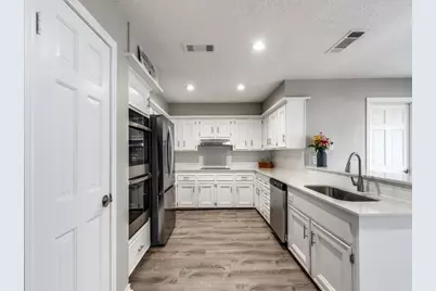 105 Old Bridge Lake, Houston, TX 77069 - Photo 7