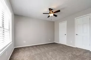 105 Old Bridge Lake, Houston, TX 77069 - Photo 9