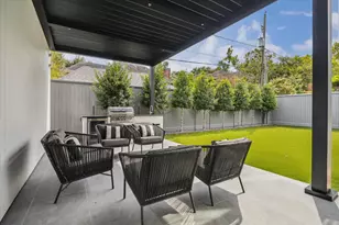 4145 Byron St, West University Place, TX 77005 - Photo 21