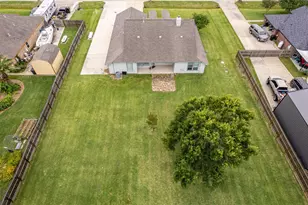 1711 Caroline Ave, Baytown, TX 77523 - Photo 25