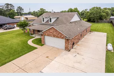 1711 Caroline Avenue, Baytown, TX 77523 - Photo 3