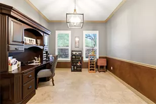 2805 Shadow Woods Ct, Houston, TX 77043 - Photo 17