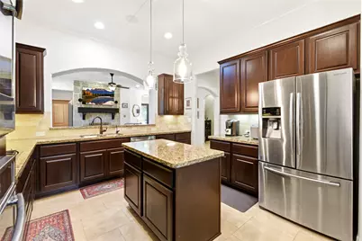 2805 Shadow Woods Court, Houston, TX 77043 - Photo 13