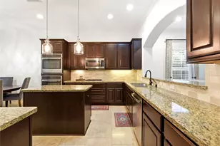 2805 Shadow Woods Ct, Houston, TX 77043 - Photo 13