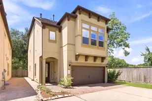 2805 Shadow Woods Ct, Houston, TX 77043 - Photo 3