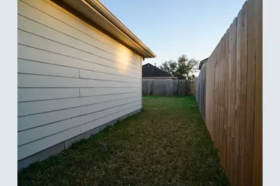 9010 Grackle Run Lane, Humble, TX 77338 - Photo 13