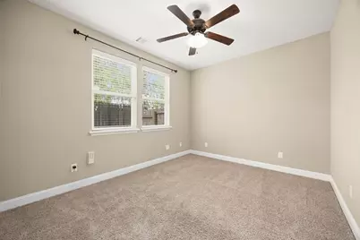 928 W 20th Street #A, Houston, TX 77008 - Photo 7